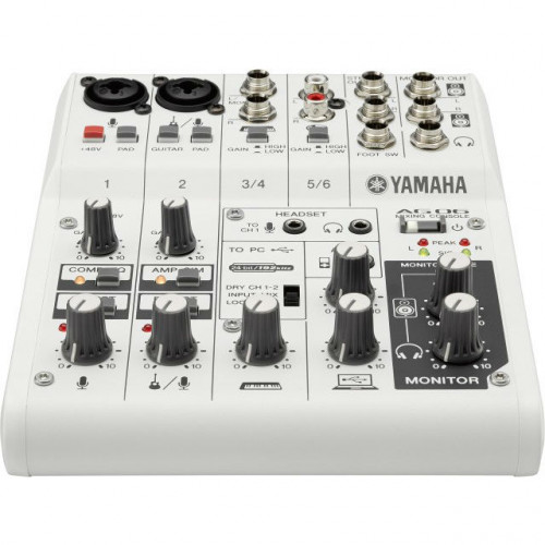 Yamaha AG06 микшерный пульт 6 каналов, 2 микрофонных входа, 2 линии стерео, мастер бал. XLR, USB