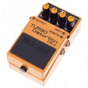 Boss DS-2 гитарная педаль - дисторшн