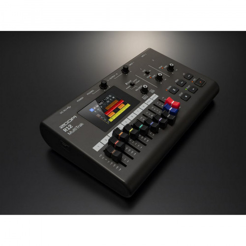 Zoom R12 8-трековый рекордер-портастудия